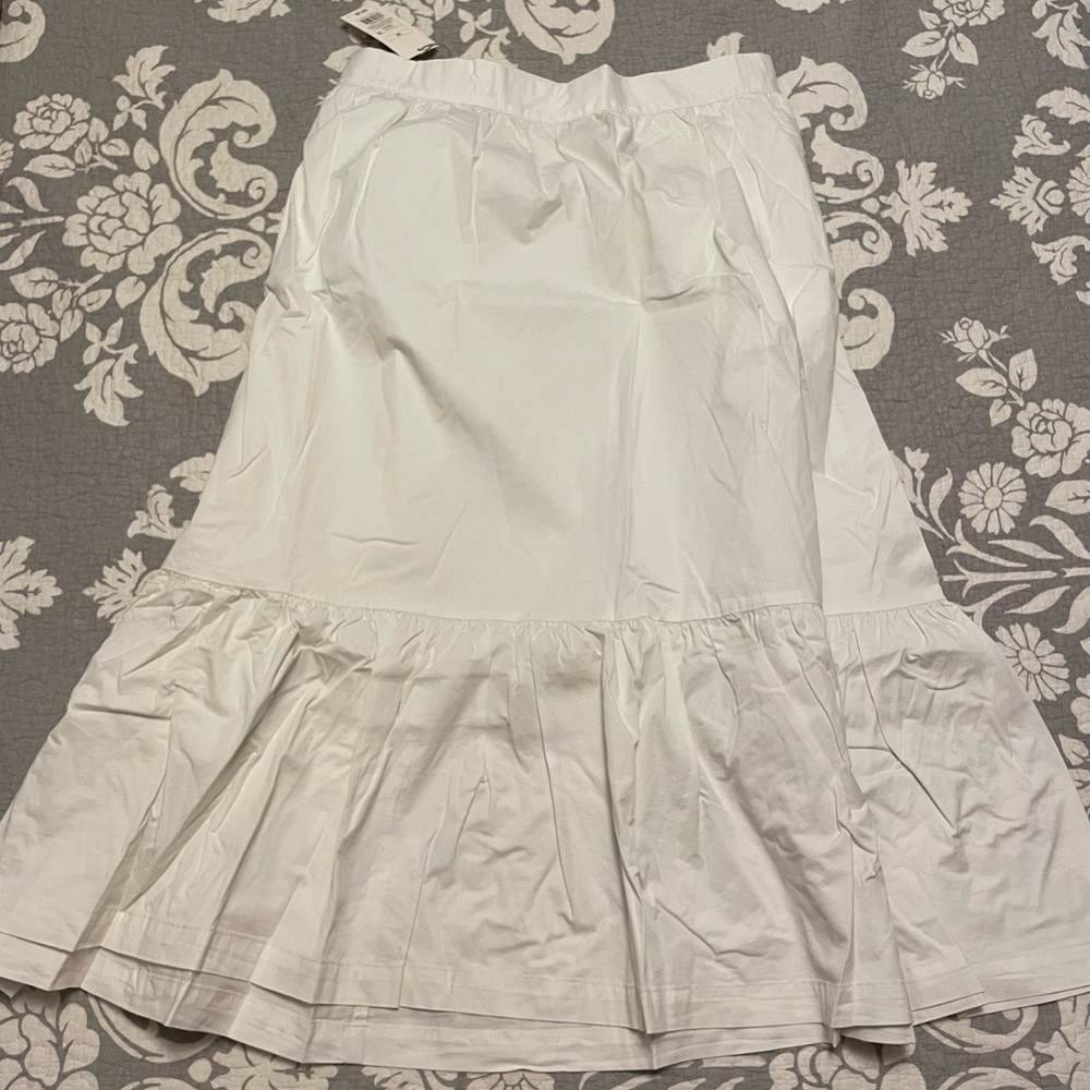 NWT white ruffle skirt *Target* 3X